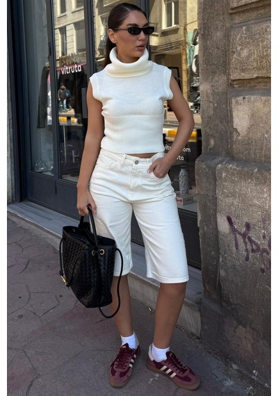 Madmext Beyaz Aura Kolsuz Balıkçı Yaka Triko Bluz Mg2825