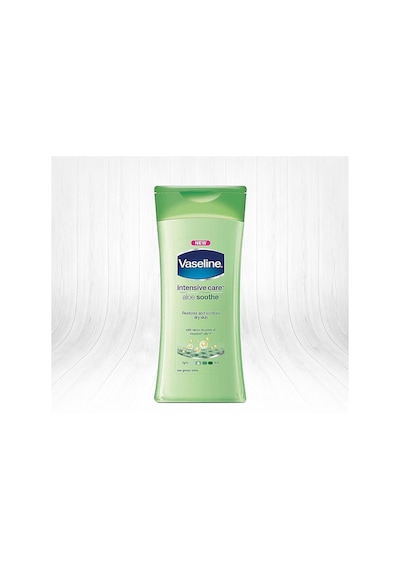 Vaseline Intensive Care Essential Aloe Soothe 200 ML