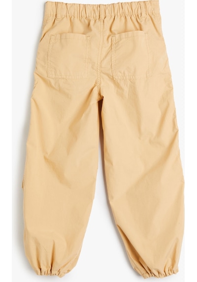Koton Paraşüt Kot Pantolon Pamuklu Beli Lastikli Cepli - Parachute Jean Bej 4skg40027ad 4SKG40027AD052 Ekru Koton Paraşüt Kot Pantolon Pamuklu Beli Lastikli Cepli - Parachute Jean Bej 4skg40027ad 4SKG40027AD052 Ekru
