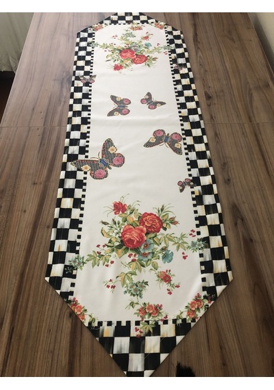 Damalı Kelebek Desenli Runner Çok Renkli