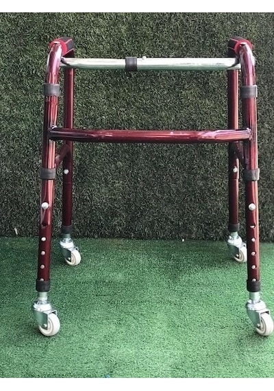 Medikaltec 4 Tekerli Çocuk Yürüteç Çocuk Walker