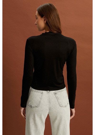 Alexandergardı Uzun Kollu Dik Yaka T-shirt B22-378a 001