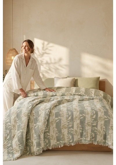 Nuvia 5 Kat Dolgulu Müslin Çift Kişilik Yatak Örtüsü %100 Pamuk Jakar Dokulu 220x240 Cm Yeşil