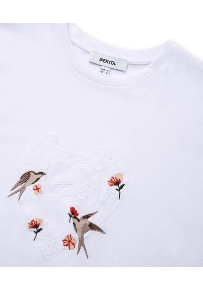 İpekyol Monogram Nakışlı Beyaz Kadın T-shirt Iw6260070172