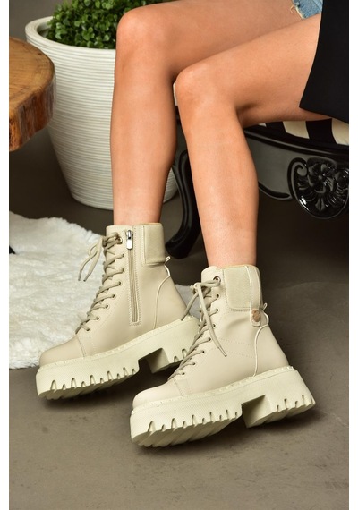 Fox Shoes R973970109 Bej Kalın Tabanlı Kadın Bot Bej