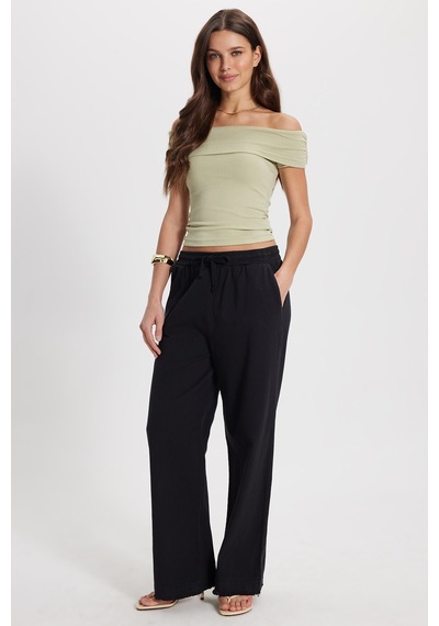 Tudors Kadın Slim Fit Dar Kesim Pamuklu Kayık Yaka Kısa Kollu Likralı Yeşil Bluz-50359 YEŞİL