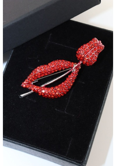 Red Rose Lips Broş. Taşlı Tasarım Broş. Yaka İğnesi Broş. Kadın Broş. Broş. Dudak Broş. Gül Broş. Altın - Kırmızı Red Rose Lips Broş. Taşlı Tasarım Broş. Yaka İğnesi Broş. Kadın Broş. Broş. Dudak Broş. Gül Broş. Altın - Kırmızı