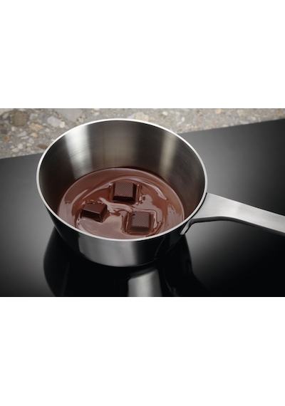 Electrolux EIV9467 Ankastre Ocak Siyah