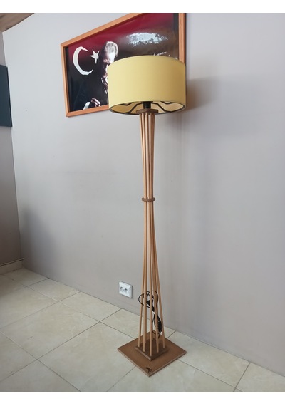 Lambader-ahşap Köşe Lambası Doğal-sarı Başlıklı