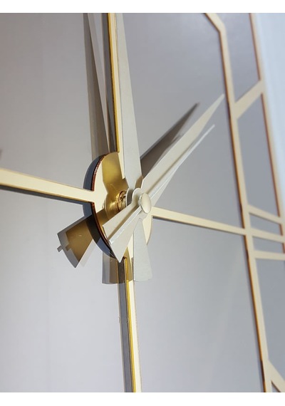 Ayna Denizi Golden Quare Bronze Model Altın Bronz Renk 60 CM x 60 CM Dekoratif Aynalı Duvar Saati Altın