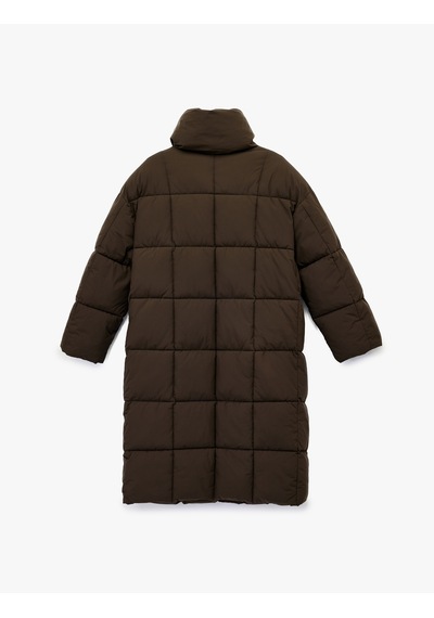 Koton Fermuarlı Cepli Dik Yaka Uzun Kollu Kapitone Su İtici Oversize Uzun Şişme Mont Haki 6wak00231ew Koton Fermuarlı Cepli Dik Yaka Uzun Kollu Kapitone Su İtici Oversize Uzun Şişme Mont Haki 6wak00231ew