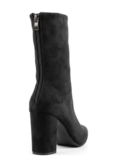 V.s.h Velvet Kilos Siyah Süet Sivri Burun Arkadan Fermuarlı İnce Topuklu Kadın Bot-2535 V.s.h Velvet Kilos Siyah Süet Sivri Burun Arkadan Fermuarlı İnce Topuklu Kadın Bot-2535