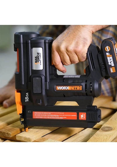 Worx Wx844.9 20volt 16-40mm Profesyonel Şarjlı Zımba Makinesi + 2700 Adet Yedek Zımba Akü Dahil Değ