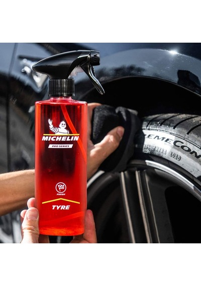 Michelin Mc33573 Pro Serisi Lastik Ve Trim Parlatıcı Koruyucu Ve Yenileyici Sprey 500ml