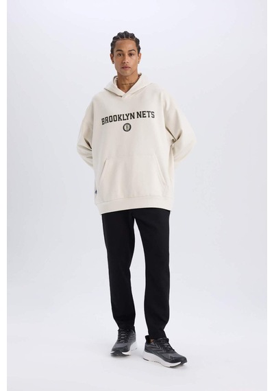 DeFactoFit NBA Brooklyn Nets Oversize Geniş Kalıp Kapüşonlu Sırt Baskılı Skuba Dalgıç Kumaş Sweatshirt D6711AX25SPBG662