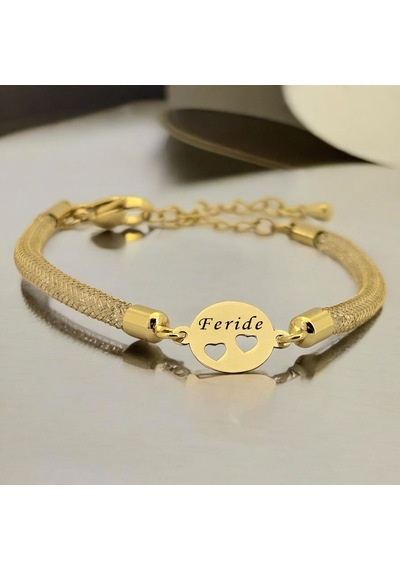 Feride Yazılı Kalp Detaylı Oval Motifli 14 Ayar Altın Plakalı Hasır Kordonlu Hediye Bileklik-508isim Feride Feride Yazılı Kalp Detaylı Oval Motifli 14 Ayar Altın Plakalı Hasır Kordonlu Hediye Bileklik-508isim Feride