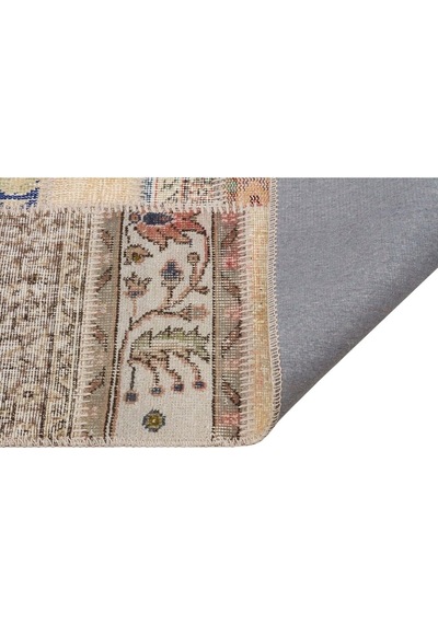 Yaratıcı Desenlerle Süslenmiş Patchwork Halı 230x160 Cm 6329