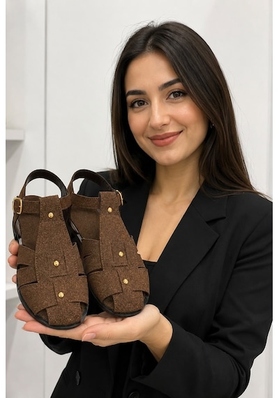 Papucumun Dünyası Kadın Süet Dokulu Önü Kapalı Düz Taban Rahat Şık Günlük Sandalet Kahverengi Papucumun Dünyası Kadın Süet Dokulu Önü Kapalı Düz Taban Rahat Şık Günlük Sandalet Kahverengi