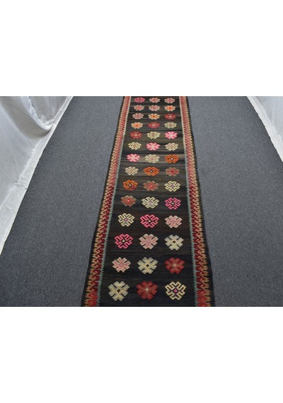 Zehra Abla Halı El Dokuma Seçkin Çiçekli Kirman Karabağ Yolluk Yün Kilim 5649
