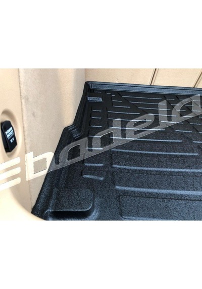 Macan Bagaj Havuzu Koksuzu Kaucuk Porsche Macan 3D