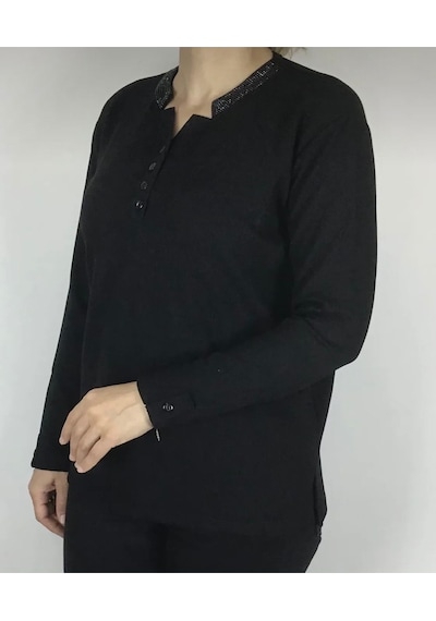 Yakası Taşlı Ve Düğmeli Spor Anne Bluz Siyah