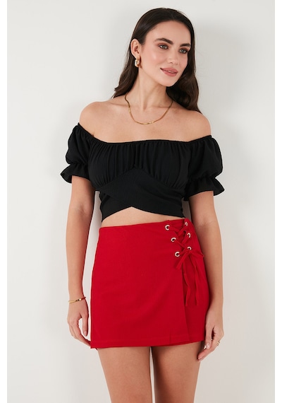 Lela Regular Fit Madonna Yaka Bağlama Detaylı Crop Bayan Bluz 6527017 Siyah