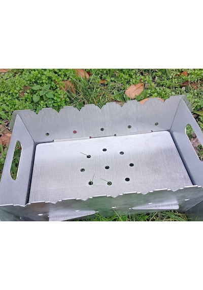 Lazer Tamamı Paslanmaz Çelik Mangal Portatif Pratik Katlanabilir 41x25 Cm Çok Renkli