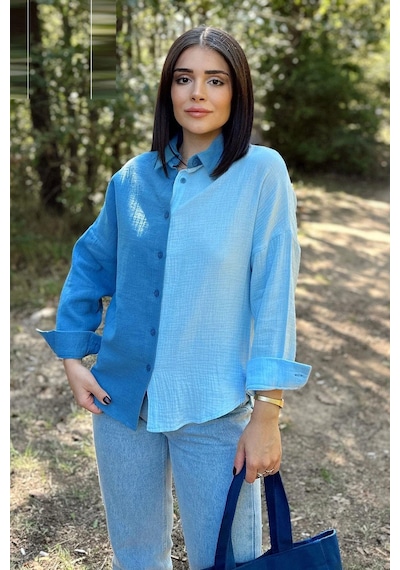 WeShaya Kadın Mavi Muslin Kumaş, Çift Bloklu, Eteği Oval, Uzun Kol, Regular Kesim Gömlek Açık Mavi WeShaya Kadın Mavi Muslin Kumaş, Çift Bloklu, Eteği Oval, Uzun Kol, Regular Kesim Gömlek Açık Mavi