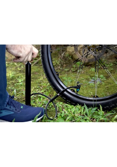 Giyo Gm-631 140psi Göstergeli Mini Ayaklı Bisiklet Pompası