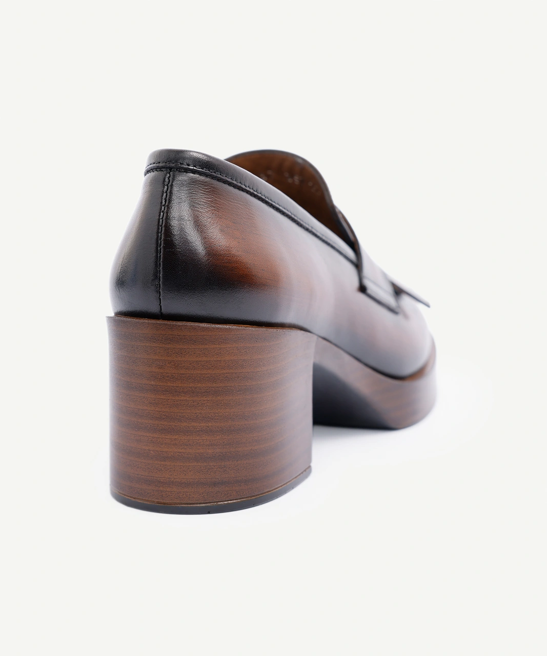 Yargıcı Püskül Detaylı Topuklu Deri Loafer 25kkay4034x 057 Taba