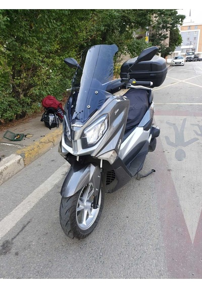 Motocam Volta Revolt Rm5 Ön Cam 2020-2021 Model 65cm Füme Renkli 4mm Orta Boylu