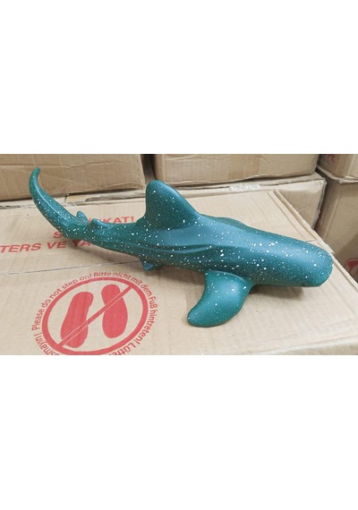 Plastik Oyuncak Büyük Boy Hayvan Balina Köpekbalığı Whale Shark 23 Cm
