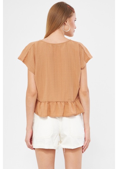 Armonika Kadın Vizon Yarasa Kol Yakası Bağlamalı Eteği Fırfırlı Oversize Crop Bluz Arm-24y001088 Armonika Kadın Vizon Yarasa Kol Yakası Bağlamalı Eteği Fırfırlı Oversize Crop Bluz Arm-24y001088