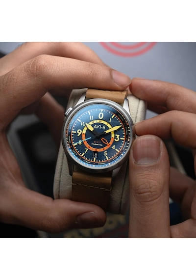 Avı-8 Flyboy Wingman Worldtimer Gmt Av-4120-01 Otomatik Erkek Kol Saati Metalik Gri