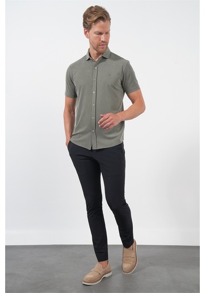İmza Haki İtalyan Yaka Kısa Kol Cepsiz Slim Fit Esnek Gömlek 1004260159 Koyu Haki İmza Haki İtalyan Yaka Kısa Kol Cepsiz Slim Fit Esnek Gömlek 1004260159 Koyu Haki