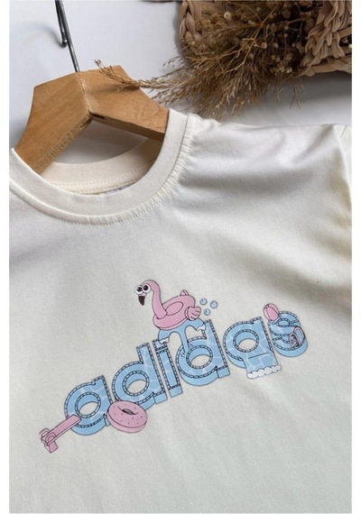 Noble Kids Kız Çocuk Yazlık Logo Baskılı Tişört Ve Şort Takım Ekru Noble Kids Kız Çocuk Yazlık Logo Baskılı Tişört Ve Şort Takım Ekru