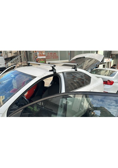 Skoda Octavia Oluksuz Tip Port Bagaj Tavan Çıtası Ara Atkı Kapıda