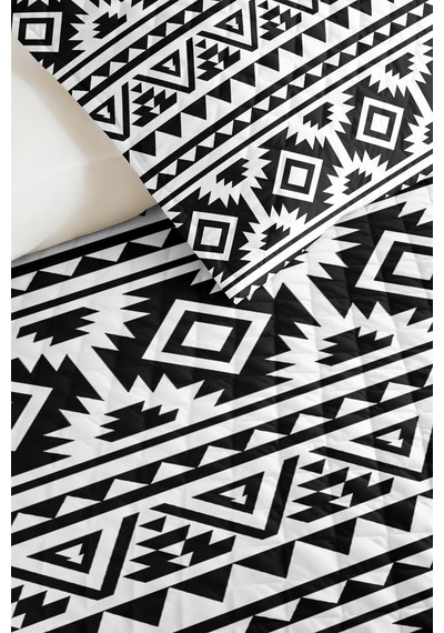 Siyah Geometrik Bohem Genç Odası Tek Kişilik Pike Takımı-beyaz Etnik 160x220cm Kapitone Yatak Örtüsü Kremamsı Şafak Esintisi Siyah Geometrik Bohem Genç Odası Tek Kişilik Pike Takımı-beyaz Etnik 160x220cm Kapitone Yatak Örtüsü Kremamsı Şafak Esintisi
