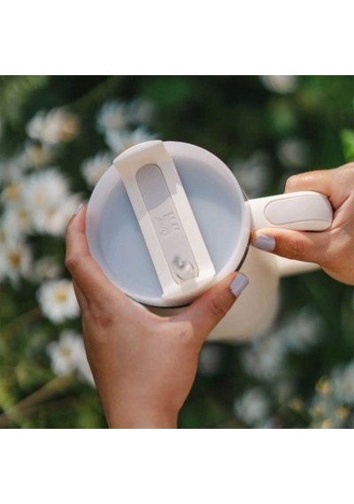 1.18 Litre Kapasiteli Pipetli Termos İle Sıcak İçecekler 01