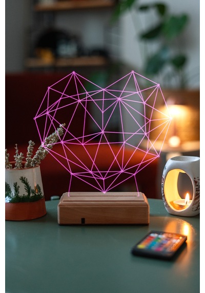Özel Tasarım 3D Geometrik Kalp Masaüstü Led Lamba
