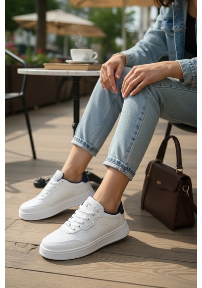 Enoch Kadın Lacivert Detaylı Yüksek Tabanlı Hafif Tabanlı Sneaker Yürüyüş Ayakkabısı Beyaz - Lacivert Enoch Kadın Lacivert Detaylı Yüksek Tabanlı Hafif Tabanlı Sneaker Yürüyüş Ayakkabısı Beyaz - Lacivert