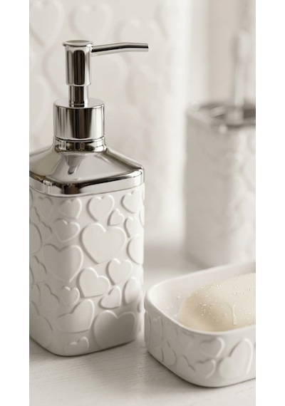 Makri Home 5 Parça Banyo Seti, Kalp Desenli, Beyaz Silver, Kare, Click Kapaklı, Hacim: 8 Litre Beyaz