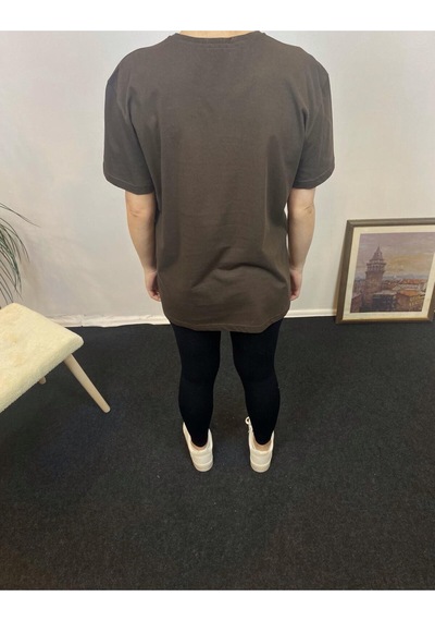 Kadın Bisiklet Yaka Oversize Fit Californıa Baskılı Tişort Spr24tsk304 Kahverengi Kadın Bisiklet Yaka Oversize Fit Californıa Baskılı Tişort Spr24tsk304 Kahverengi