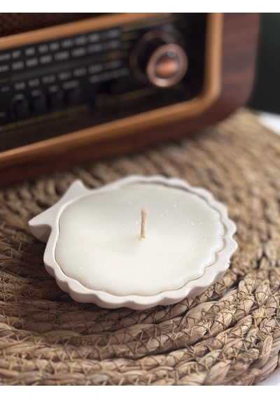 Beton İstiridye Tabakta Simli Mum - Doğal Soya Wax
