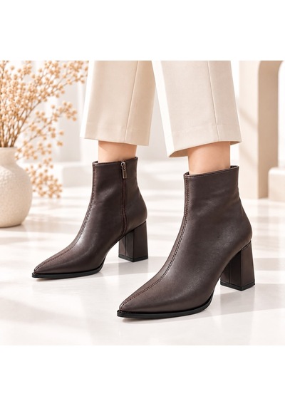 Dabab Shoes Yona Kadın Acı Kahve Cilt Sivri Burun Ön Dikiş Detaylı Fermuarlı İçi Sıcak Astarlı 7 Cm Kalın Topuklu Bot Bootie Kahverengi Dabab Shoes Yona Kadın Acı Kahve Cilt Sivri Burun Ön Dikiş Detaylı Fermuarlı İçi Sıcak Astarlı 7 Cm Kalın Topuklu Bot Bootie Kahverengi