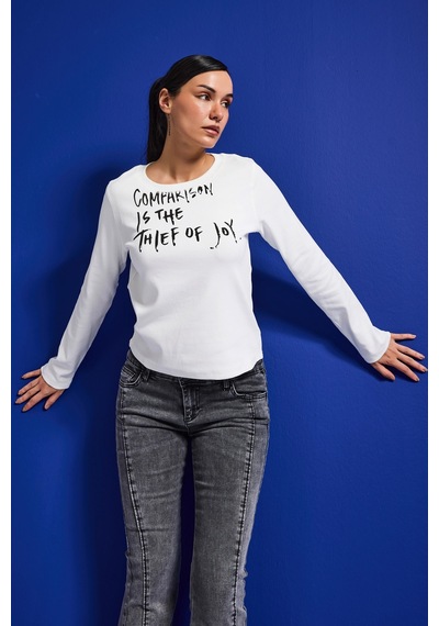 Itsbasic Kadın Beyaz W5 Yazı Baskılı %100 Pamuk Sweatshirt