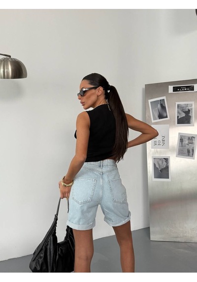 HerTon Kadın Duble Paçalı Klasik Kesim Pamuklu Denim Şort
