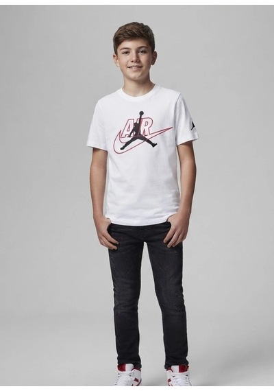Nike Nıke Jordan Jdb Aır Swoosh Jm Ss Tee Erkek Çocuk Tişört 95g350 001