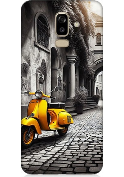 Samsung Galaxy J8 Uyumlu Taş Sokakta Sarı Vespa Desenli Silikon Kılıf Çok Renkli