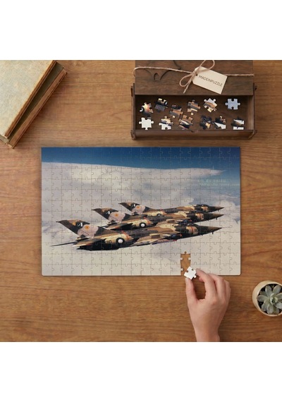 Havada Askeri Uçaklar Tasarımı 240 Parça Ahşap Puzzle Ahşap Kutuda Mpy10409